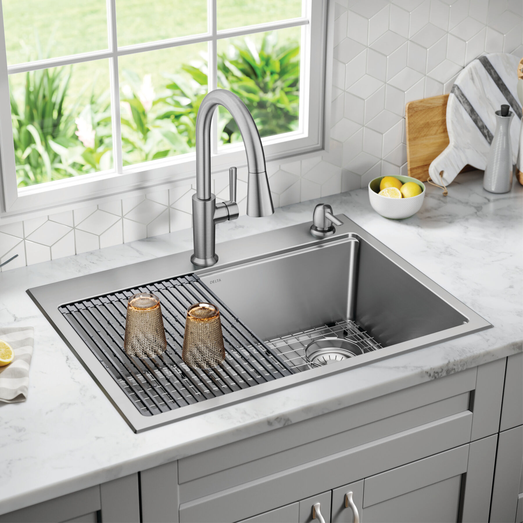 30&rdquo; Stainless Steel Workstation Kitchen Sink Drop-In Undermount Single Bowl with WorkFlow&trade; Ledge and Accessories